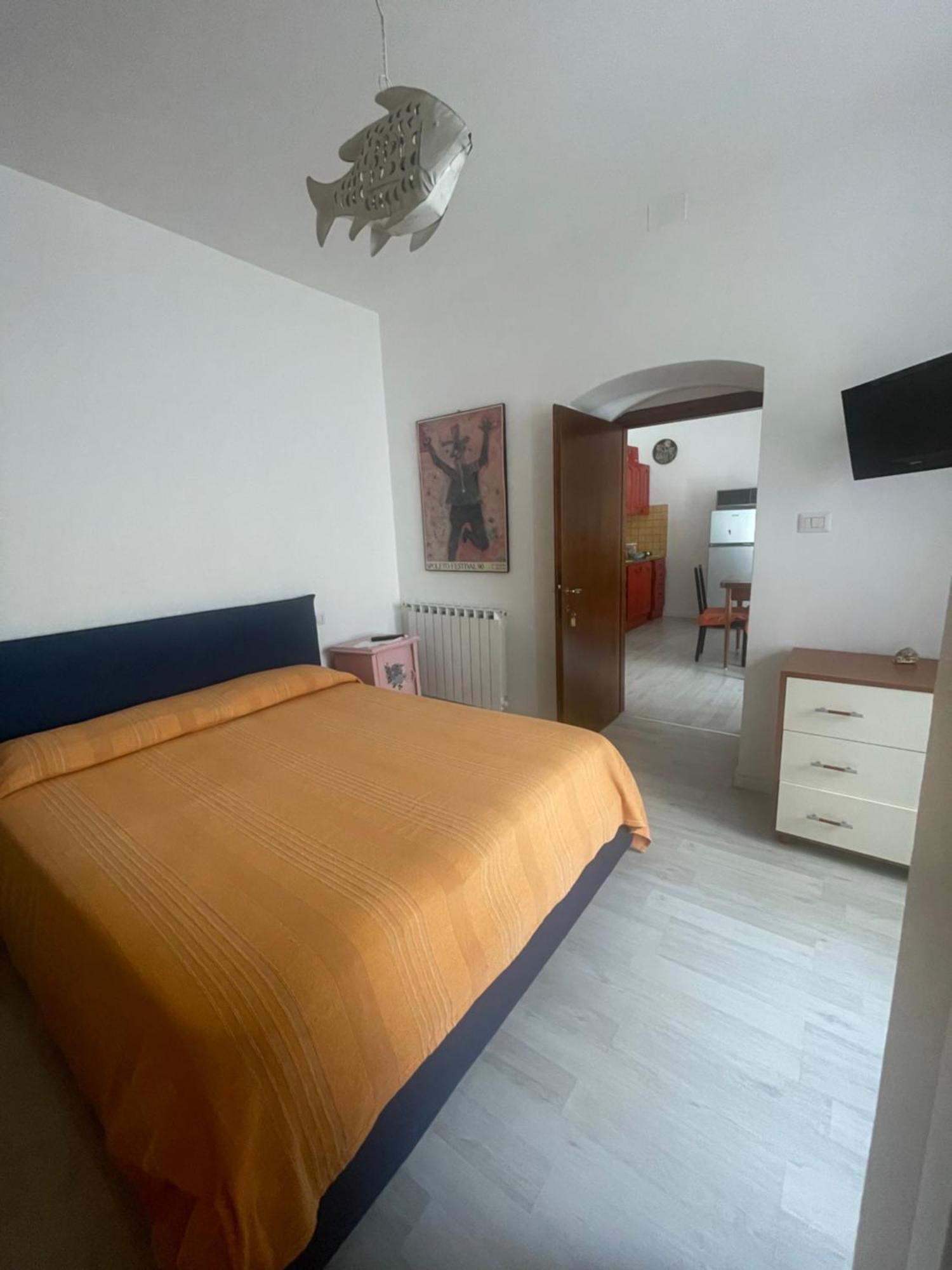 B&B Tredomus Tresnuraghes Εξωτερικό φωτογραφία