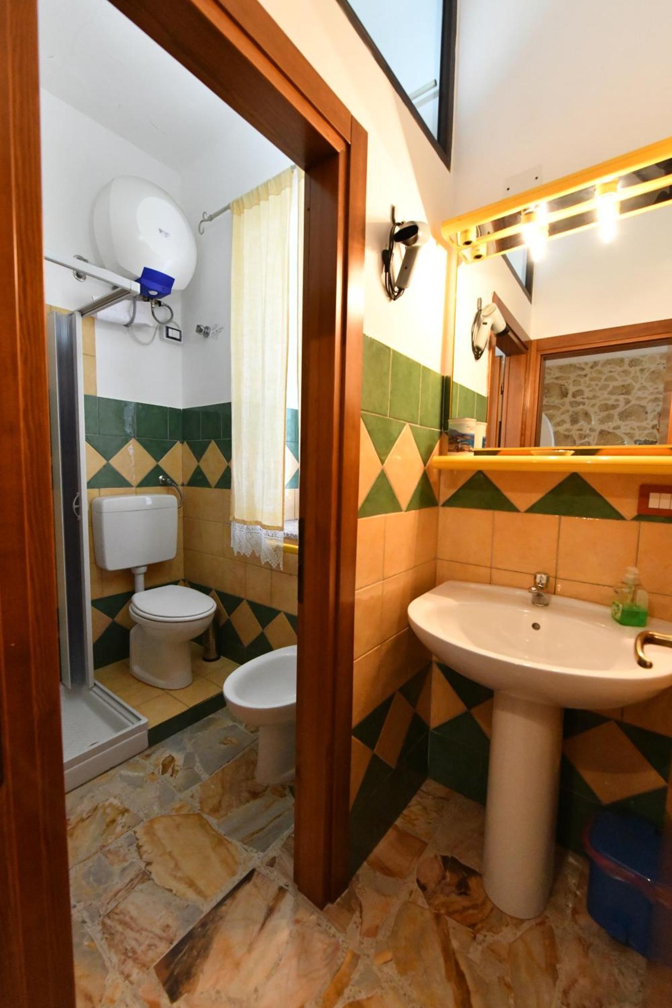 B&B Tredomus Tresnuraghes Εξωτερικό φωτογραφία