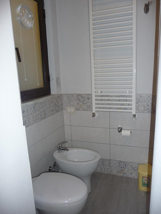 B&B Tredomus Tresnuraghes Εξωτερικό φωτογραφία