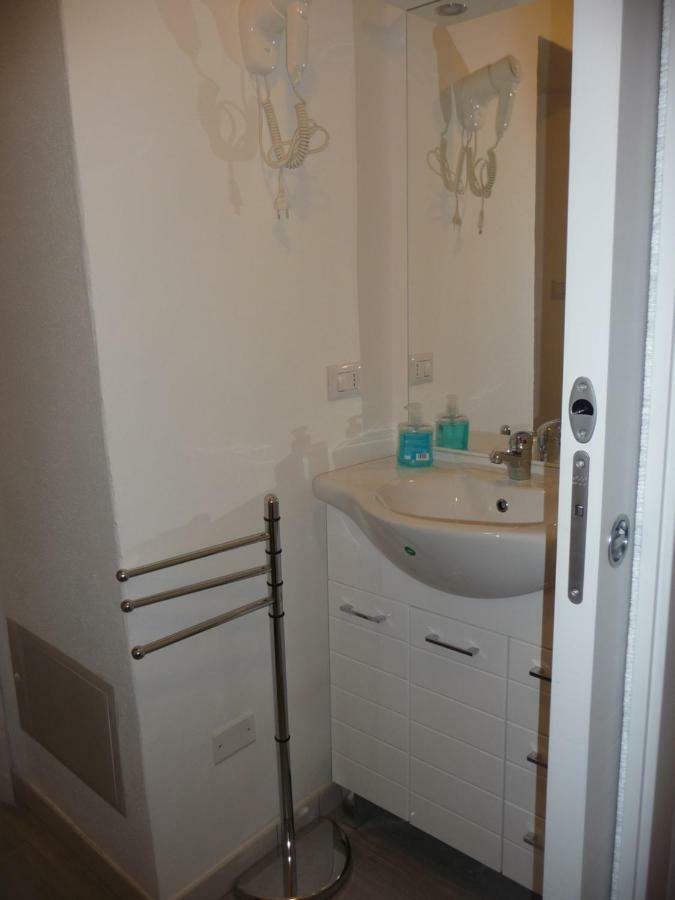 B&B Tredomus Tresnuraghes Εξωτερικό φωτογραφία